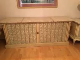 Choose a set of accordion doors to create a stylish and practical look. 1 2 Price Sunday Estate Sale With Vintage Starts On 8 25 2018
