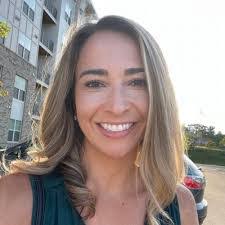 Andrea Weaver's Instagram, Twitter & Facebook