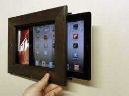 Picture This Your Digital Photos Deserve Frames Too Wall Frames Diy Ipad Wall Mount Digital Picture Frame