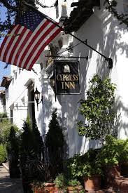 Stay at normandy inn from $197/night, carmel inn and suites from $151/night, blu pacific hotel from $90/night and more. Datei Hotel Cypress Inn In Carmel By The Sea Jpg Wikipedia