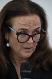 Secession: Rosa Barba in conversation with Xabier Arakistain (20.6.2017,  Verein der Freunde der Secession)