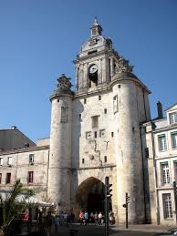 La Tour De L Horloge De La Rochelle Charente Maritime Tourisme Charentemaritime Larochelle Ville La Rochelle Charente Maritime Les Regions De France