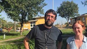 Efterskolen ådalen er en kreativ efterskole og en boglig efterskole med høj faglighed. Efterskolen Adalen Kreativ Efterskole I Jylland