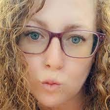 Tabitha Kinser's Instagram, Twitter & Facebook