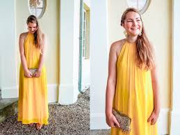 Dieses kleidungsstück passt zu jedem anlass, jeder ganz gleich ob es dein abschlussballkleid ist oder auch das abendkleid, das du zur hochzeit deiner. Hochzeitsgast In Gelb Unsere Outfits Zur Hochzeit In Gelb
