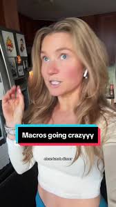 the macros go crazyyy — 40g protein/200cal/1g fat/5g carbs/per serving