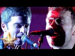 Noel Gallagher sobre trabajar con Damon Albarn: "Mi yo joven me  acuchillaría en los c..." — Futuro Chile