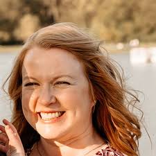 I'm looking for recommendations for the very best neurosurgeon. Preferably  someone who has a lot of experience in pituitary tumors. TIA