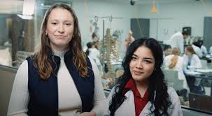 Stefan Novinski, BA '92, will...