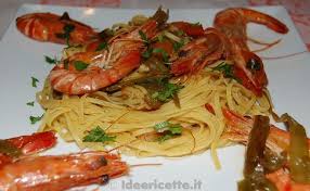 Ricette salsiccia gnocchi insalata di pasta insalata di patate pollo carne cucinare cibo ricette italiane. Ricetta Taglierini Friggitelli Gamberi E Pomodorini Ideericette