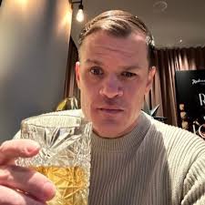 Eric Betts (@BettsEric82)