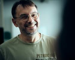 kuerz&amp;knapp. Huewermount N°3-23 by Gemeng Suessem