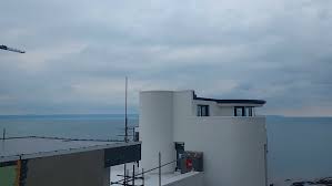 Both locals and viewers took to social media following the show to share their views on chesil cliff house which is located in croyde, north. Grand Designs Devon Lighthouse From Saddest Episode Ever Still Being Built Devon Live