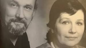 Helmikuun jaksossa perehdymme Eddie Lee Sextonien tapaukseen. Sexton  pyöritti perhettään kuin kulttia ja syyllistyi useisiin seksuaali- ja  väkivaltarikoksiin, sekä lopulta myös murhaan. Jakso 59