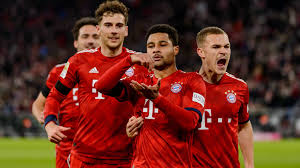 Manuel neuer fußball club bayern münchen deutsche nationalspieler bayern münchen fußball damals weltmeister, heute in der kreisliga. Dank Lewandowski Und Gnabry Bayern Schlagt Schalke Und Verkurzt Ruckstand Transfermarkt