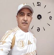 Muere pareja al estrellar su moto contra camioneta en Guadalupe. Al huir de  un operativo antialcohol, una pareja murió al circular en contra sobre  Morones Prieto e impactar la motocicleta en que