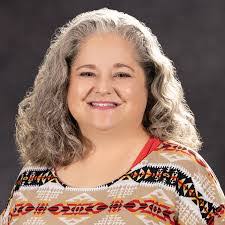 Nanette Phillips's Instagram, Twitter & Facebook