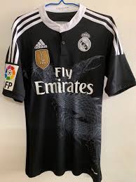 New real madrid jersey training 2018/2019 men's soccer away black marcelo kroos. Real Madrid Black Kit Dragon