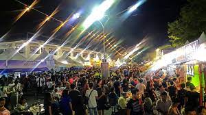 Georgette tan is a freelance writer and editor. Kuching Food Fair A Bewildering Array Of Food And Drinks To Try