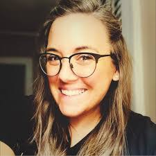 Amanda Winland's Instagram, Twitter & Facebook