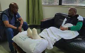 Gatundu south member of parliament moses kuria has claimed that he and other political leaders helped president uhuru kenyatta secure . Moses Kuria Reveals How Heating Mat Almost Killed Him