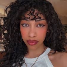 Jessica Pyke's Instagram, Twitter & Facebook