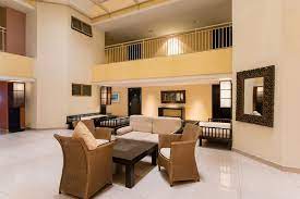 Sunway pyramid mall is a short stroll from w studio resort suites at pyramid tower, and other popular attractions like empire shopping gallery are within a few miles (5 km). W Studio Resort Suites At Pyramid Tower Kuala Lumpur Mys Best Price Guarantee Lastminute Com Au