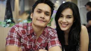 Aktor dan produser hans isaac mengakui hubungannya dengan pelakon neelofa adalah serius tetapi mengambil pe. Michella Putri Dianggap Pelakor Ini Reaksi Randy Pangalila Usai 3 Bulan Putus Tak Terduga Salut Halaman All Tribun Jatim