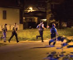 2:25 chicago tribune recommended for you. Photographing Crime Scenes In Chicago On One Of The Most Violent Weekends Of The Year