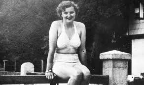 Adolf Hitler's mistress Eva Braun's NAKED photographs revealed | World |  News | Express.co.uk