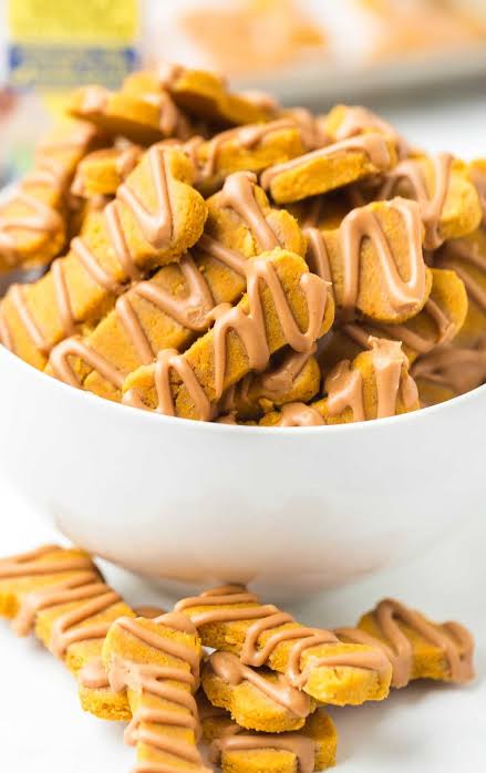 Homemade Pumpkin Dog Treats - Spaceships and Laser Beams