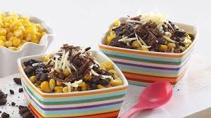 Kue jagung keju gurih yang cocok sebagai camilan minum teh ataupun kopi dan pas untuk acara arisan, khitanan, kue lebaran, natal dan tahun baru. Resep Jagung Susu Keju Saus Cokelat Enak Dan Mudah Dibuat Di Rumah Tribun Solo