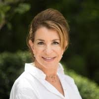 Joanne Vogel's Instagram, Twitter & Facebook