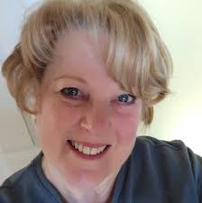 Will sugar cookies with a letter "p" cookie cutter keep their shape in the  oven?