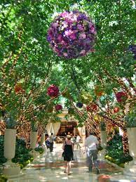 Gardens At The Wynn Hotel In Las Vegas Las Vegas Trip Vegas Attractions Las Vegas Hotels