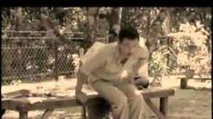 Sila perhatikan iklan klip video di bawah ini dengan teliti. Iklan Petronas Raya 2007 Burung Apa Burung Murai Youtube