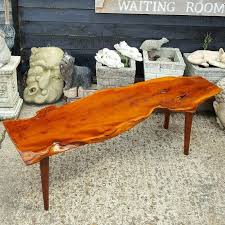Your home is a reflection of who you are. Quality Reynolds Of Ludlow Yew Wood Coffee Table La226325 Loveantiques Com
