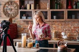 How To Become A Set Dresser Job Description Salary Careers In Film