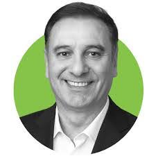 Stephanie Badeaux's Instagram, Twitter & Facebook