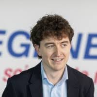 Laura Mcsweeney's Instagram, Twitter & Facebook