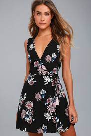 Your style is awesome….is this black dress the same as the floral print wrap dress. Midnight Flower Black Floral Print Wrap Dress Cute Floral Dresses Printed Wrap Dresses Wrap Dress