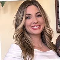 Amanda Leek's Instagram, Twitter & Facebook