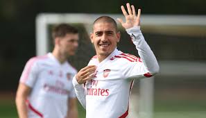 Hector bellerin transformation including goals and skills. Should Hector Bellerin Sign For Nike Soccerbible