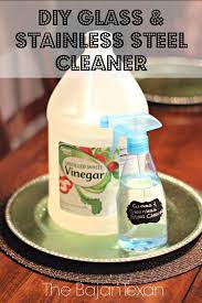 Glass And Stainless Steel Cleaner Make Your Own Effective Steel Cleaner By Only Using Water And Vinegar Stainless Steel Cleaner Cleaning Diy Glass