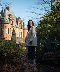 If you've seen knives out you can tell that this is obviously not the location used for the exterior considering the politically subversive message in knives out this is completely understanding given. Actress Ana De Armas Is The Best Surprise In Knives Out