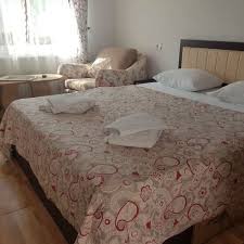Achită­ sejurul tău în românia cu tichete sau vouchere de vacanță! Casa Dodoc CÄciulata Hotelguru Ro
