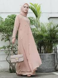 Katalog harga produk baju kebaya terlengkap februari 2021 di indonesia. Tren Baju Kondangan Hijab Terbaru 2019 Cantik Nggak Pakai Ribet