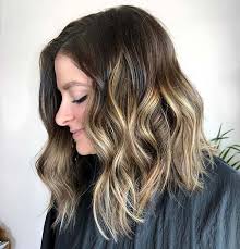 What you can do to make the color pop is scatter some highlights that are just a shade or two lighter than your roots. 23 Ways To Rock Brown Hair With Blonde Highlights Page 2 Of 2 Stayglam