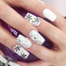 ¿has visto las uñas de bad bunny? Decoracion De Unas Guia De Modelos Disenos Y Estilos El 2021