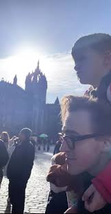 McFly's Tom Fletcher and Giovanna share Edinburgh snaps as they reunite  with family